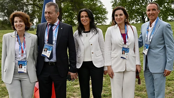 Η Όλγα Κεφαλογιάννη στην τελετή αφής της Ολυμπιακής Φλόγας