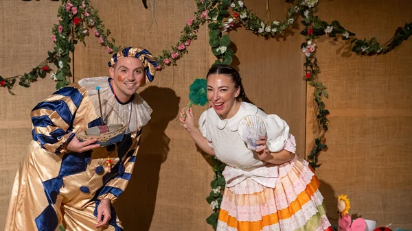 "Του τραγουδιού το παραμύθι": Η πετυχημένη παράσταση συνεχίζεται και τα Χριστούγεννα