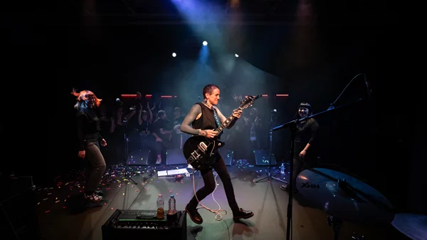 Laura Jane Grace: Θα γράψω κάτι για τη μοκέτα