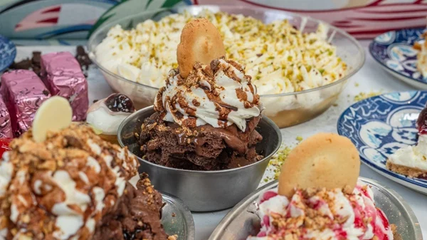 Στη "Χαρά" τρώμε παγωτό από μία άλλη Αθήνα