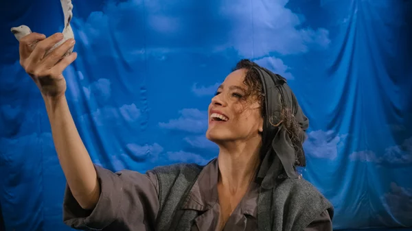 "Dogville": Η αλληγορία του Λαρς Φον Τρίερ για την κοινωνική καταπίεση και τα όρια της ηθικής συνεχίζεται στον Νέο Ακάδημο