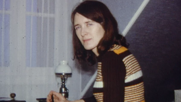 Όλες οι εικόνες θα χαθούν | Είδαμε τα ντοκιμαντέρ των Πρεσιάδο και Ερνό και αναρωτιόμαστε μήπως είναι καλύτερα οι φιλόσοφοι να φιλοσοφούν και οι συγγραφείς να γράφουν