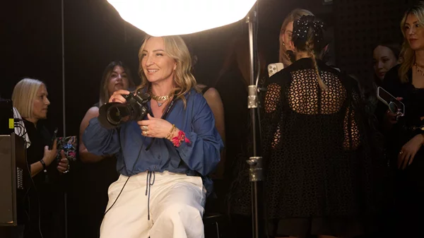 "Enter the Intense" με το SYOSS σε μια βραδιά γεμάτη δυναμισμό, ομορφιά και εκπλήξεις