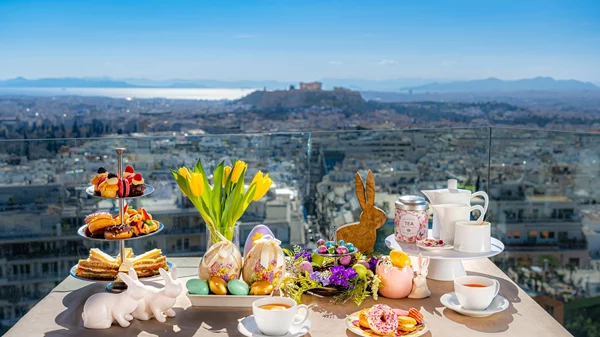 "St. George Lycabettus Lifestyle Hotel", Αθήνα: Παραδοσιακό Πάσχα με την καλύτερη θέα στην Ευρώπη!