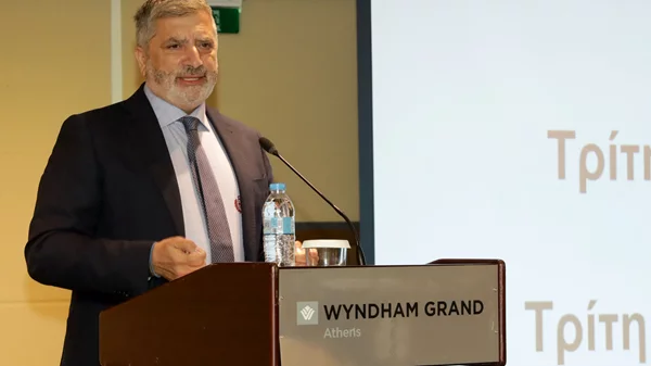 Ανακυκλώνουμε στις λαϊκές αγορές της Αττικής και δίνουμε αξία στα σκουπίδια μας