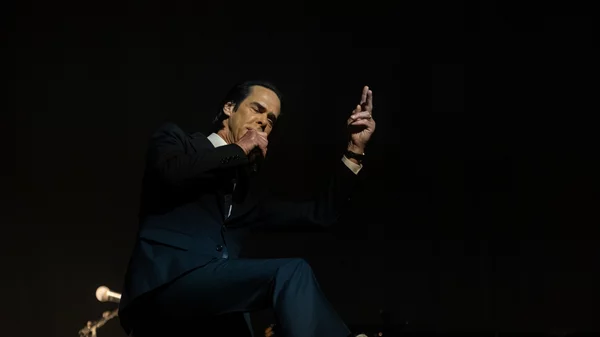 O Nick Cave της Στέγης Ιδρύματος Ωνάση: Κι έτσι σκέτος, ήταν υπέροχος