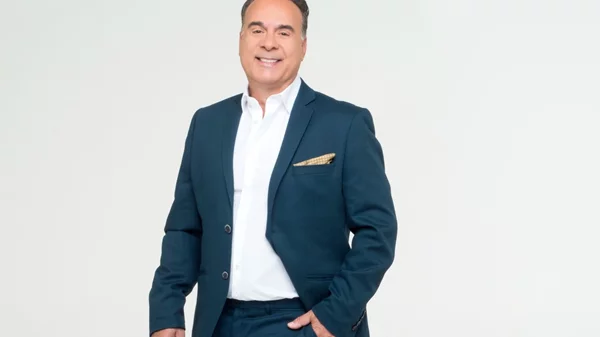 Ο Φώτης Σεργουλόπουλος θα ανακοινώσει το 12άρι της Ελλάδας στη φετινή Eurovision