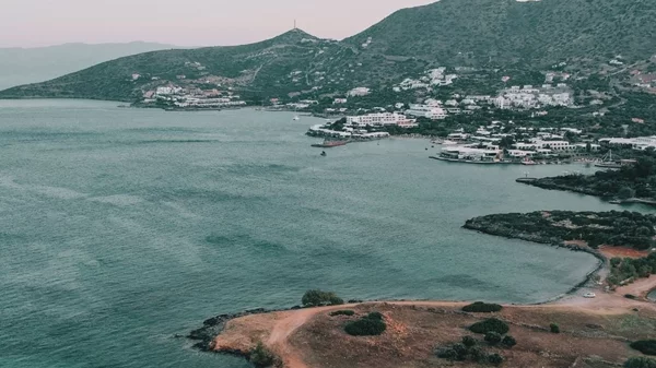 Το νέο spot για την Κρήτη είναι ένα πεντοζάλι συναισθημάτων