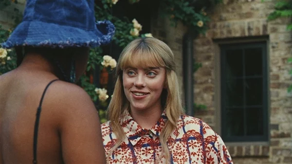 "Mr. & Mrs. Smith": Θα είναι η Billie Eilish η πρωταγωνίστρια της 2ης σεζόν;