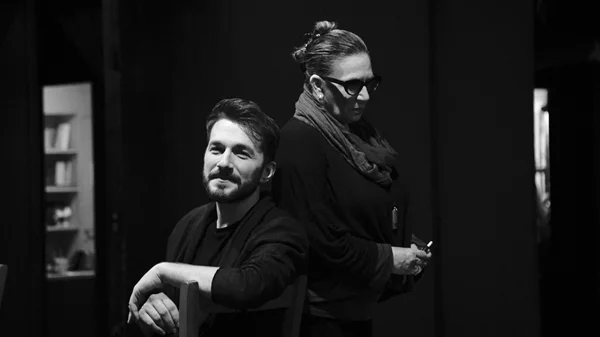 Θοδωρής Βουτσικάκης και Λίνα Νικολακοπούλου συναντιούνται στον Κήπο του Μεγάρου