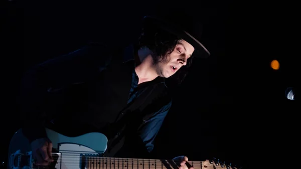 Ο Jack White γιορτάζει την υποψηφιότητά του στα Grammys με ένα νέο single
