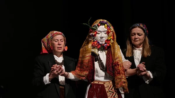 Με μεγάλη επιτυχία ολοκληρώθηκε το πρώτο Διαβαλκανικό Φεστιβάλ Αρχαίου Δράματος της Περιφέρειας Αττικής