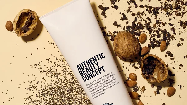 Η Authentic Beauty Concept σας παρουσιάζει το Sensorial Cream Scrub: Ένα προσεκτικά σχεδιασμένο προϊόν εμπνευσμένο από τη φύση και την ανάγκη μας για στιγμές χαλάρωσης και πολυτέλειας