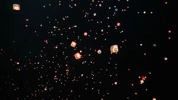 Η "Νύχτα των Ευχών" γιορτάζει τα Χριστούγεννα στην πλατεία Κοτζιά