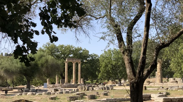 "ΑΓΩΝ": Μαθητές γυμνασίου ξεναγούνται στην αρχαία Ελλάδα μέσω ενός νέου εκπαιδευτικου προγράμματος