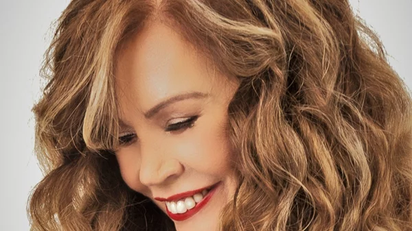 Ελένη Δήμου: "Ο Άκης Πάνου ήθελε πολύ να βάλει ο Γιάννης Σπανός τη μουσική του σε στίχους του"