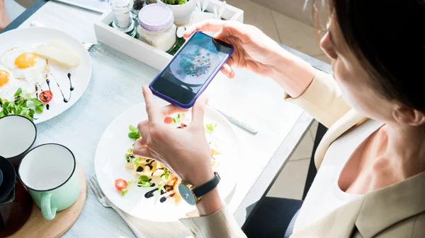 Όσα δεν ξέρατε για την κριτική εστιατορίων (και ντρεπόσασταν να ρωτήσετε)