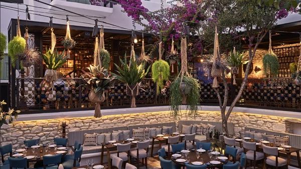 Νύχτες "COYA" ξανά στη Μύκονο