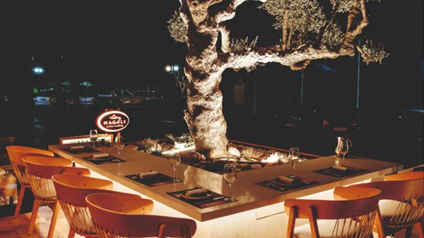 "Magali", Ελούντα