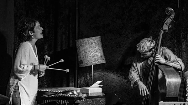 Τo Filippou & Lucaciu Duet και η εικαστικός Ναταλία Μαντά παίζουν "Jazz στο Μουσείο"