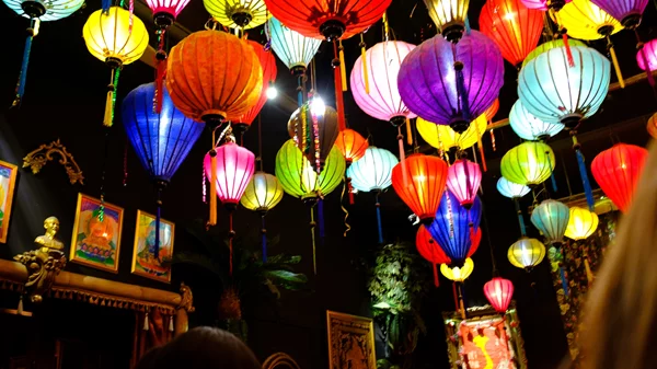 Buba Night Market: Το ξεχωριστό soirée επιστρέφει στο "Buba Bistrot Exotique" με γιορτινή διάθεση