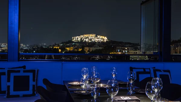 "Privilege": Νύχτες μαγικές και προνομιακές