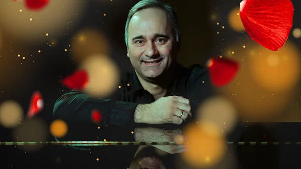 Ένα ρομαντικό Piano Bar για τον Άγιο Βαλεντίνο