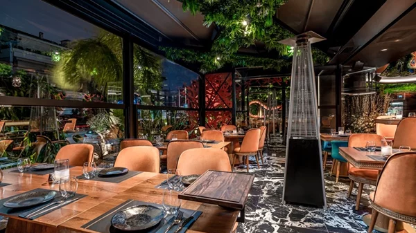 Goya Gastrobar: Η fine πλευρά της Ασίας γι αυτές τις γιορτές είναι στη Γλυφάδα