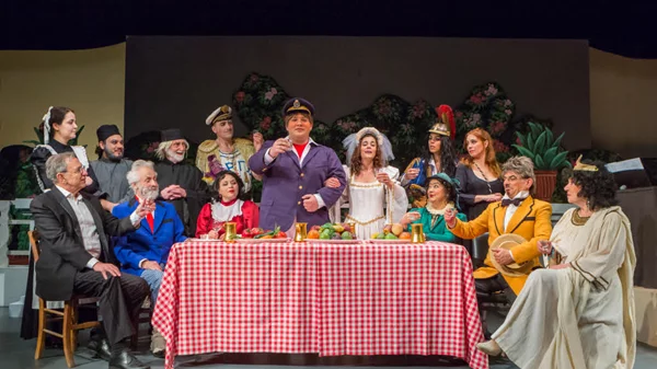 Η Στοά γιορτάζει τα 50χρονα με Μποστ