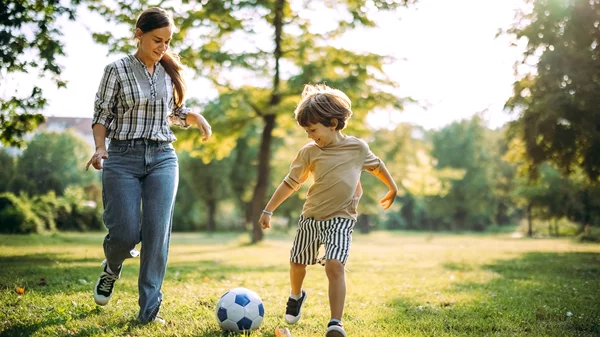 Πώς θα βρεις το κατάλληλο άθλημα για το παιδί ανάλογα με την ηλικία του