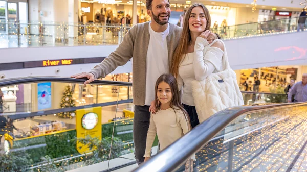 River West: Η απόλυτη χριστουγεννιάτικη εμπειρία σε ένα μόνο μέρος