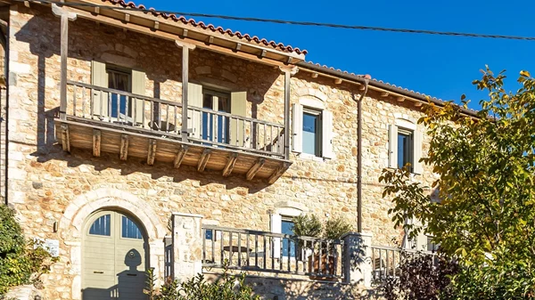 "Miglari": Η νέα ήσυχη πολυτέλεια της Αρκαδίας