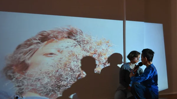 "Βωλάξ": Μια performance video installation εμπνευσμένη από το χωριό της Τήνου στο Κέντρο Ελέγχου Τηλεοράσεων