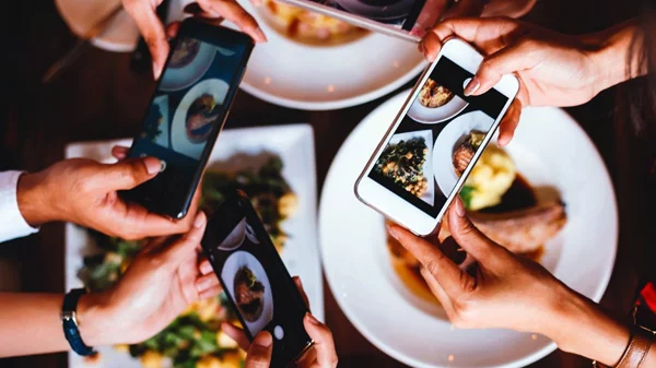 Σπεύσατε να δοκιμάσετε τα καλύτερα εστιατόρια της χώρας στο 50%. Οι Ημέρες Βραβευμένης Γαστρονομίας ξεκινούν!