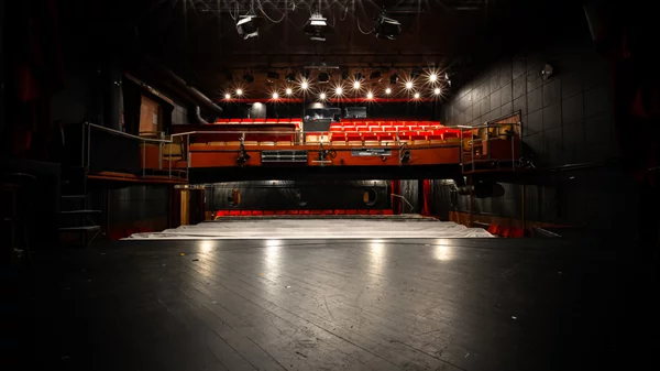 Δείτε σε ποια έργα απονέμονται τα Κρατικά Βραβεία Συγγραφής Θεατρικού για το έτος 2020