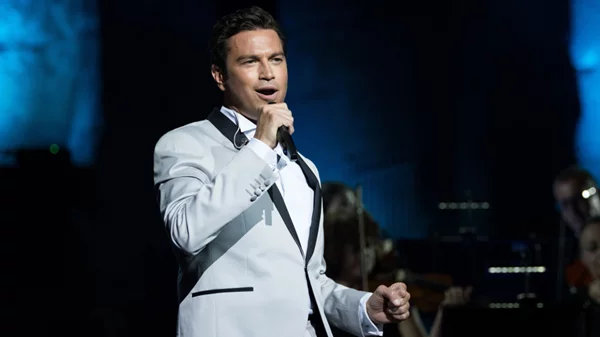 Ο Μάριος Φραγκούλης επιστρέφει με την Big Band για την παράσταση "My way" στο ΜΜΑ