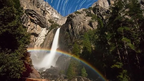 Moonbows: ψάξε το ουράνιο τόξο υπό το σεληνόφως