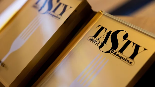 Tasty Awards 2024 x Esquire: Τα πιο δημοφιλή εστιατόρια και μπαρ της Αθήνας