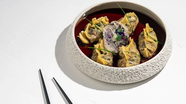 Το "Koukoumi" βάζει μια fine vegan πινελιά στον χάρτη της Μυκόνου