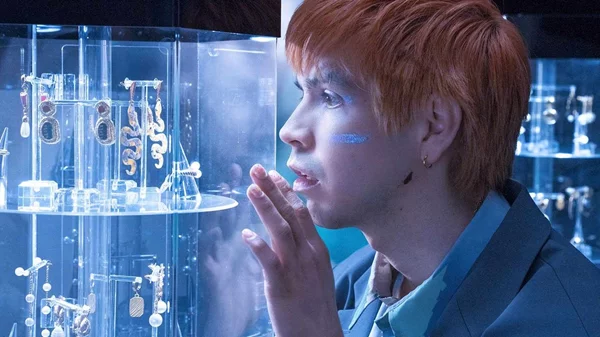 "Fantasmas": Η Έμα Στόουν στη νέα σειρά του ΗΒΟ με την υπογραφή του Χούλιο Τόρες