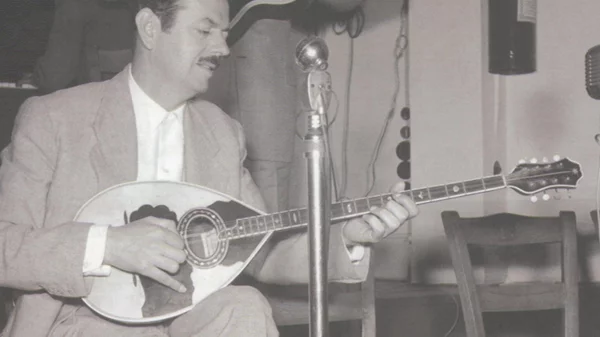 Δύο μαγικές βραδιές για τον Βασίλη Τσιτσάνη στο Παλλάς