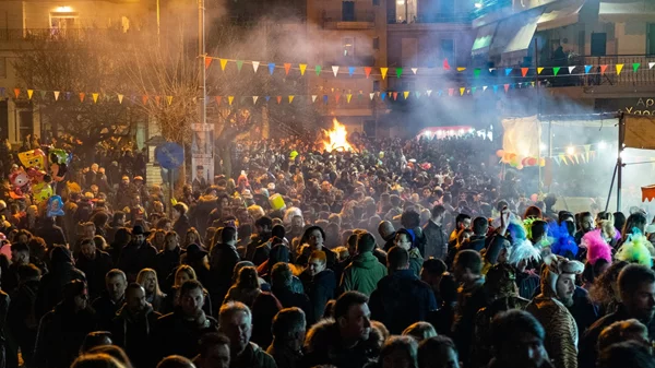 8 top προορισμοί για τις Απόκριες, τα πρόσωπα & ένας πλήρης οδηγός