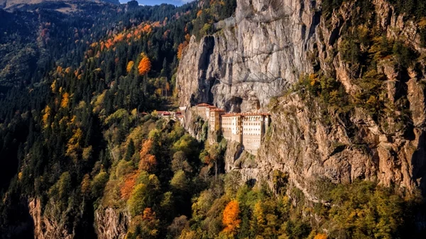 Φύση, ιστορία και γεύσεις: Η Μαύρη Θάλασσα όπως δεν την έχετε ξαναδεί