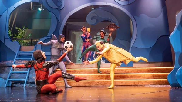 Τελευταίες παραστάσεις για το "Τριγωνοψαρούλης, The Musical" στο Θέατρο Αθηνά