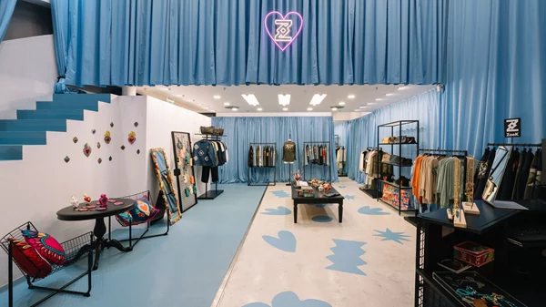 Ένα νέο pop up store τραβά το shopping ενδιαφέρον στο Golden Hall