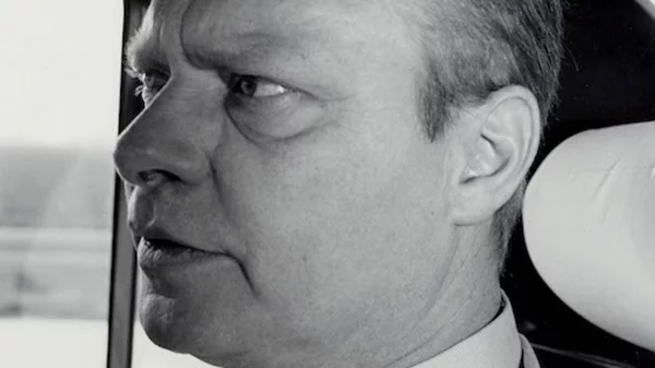 Έκθεση - αφιέρωμα στον Michael Schmidt, έναν από τους πιο σημαντικούς μεταπολεμικούς φωτογράφους της Γερμανίας