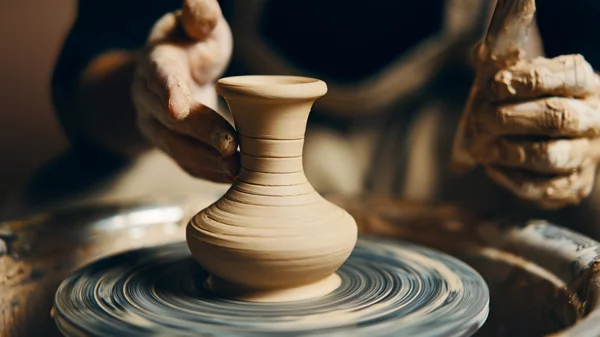 Τα νέα εκπαιδευτικά προγράμματα του Ιδρύματος Θεοχαράκη για παιδιά και ενήλικες