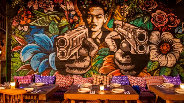 Γιορτές στα party restaurants της πόλης