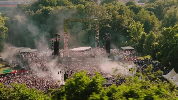 Tο Full Circle ενώνει δυνάμεις με το ολλανδικό brand No Art