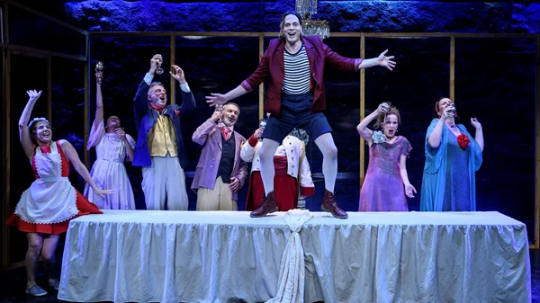 Βικτόρ ή τα παιδιά στην εξουσία